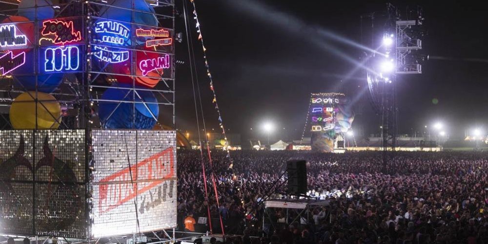Palco e pubblico al Jova Beach Party